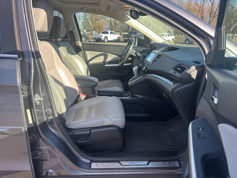 Used 2016 Honda CR-V Touring image 13