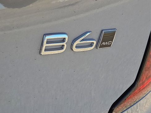 New 2026 Volvo XC90 B6 Plus w/ Protection Package Premier image 15