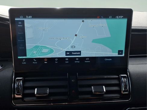 Certified 2024 Lincoln Navigator Reserve AWD/4WD image 8
