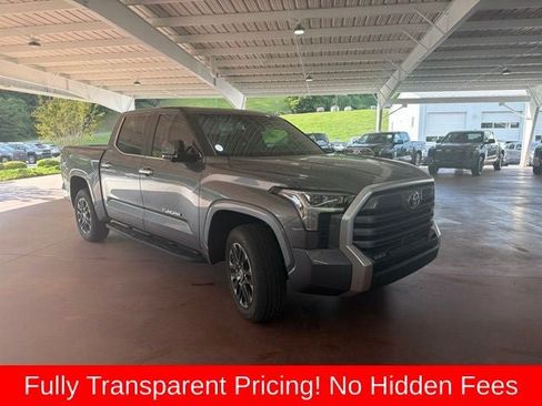 Used 2024 Toyota Tundra Limited AWD/4WD image 18