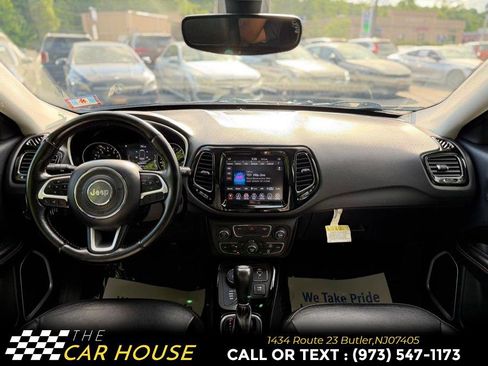 Used 2020 Jeep Compass Limited AWD/4WD image 23