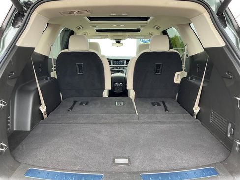 Used 2023 Buick Enclave Essence w/ Experience Buick Package AWD/4WD image 27
