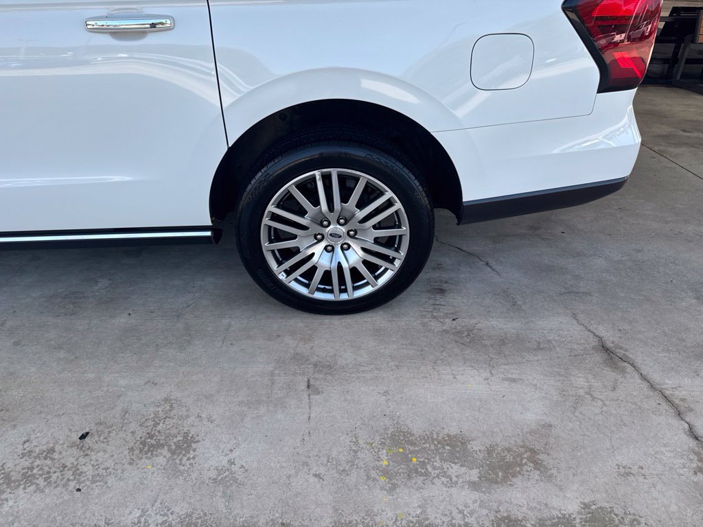 Certified 2024 Ford Expedition Max Limited RWD image 29