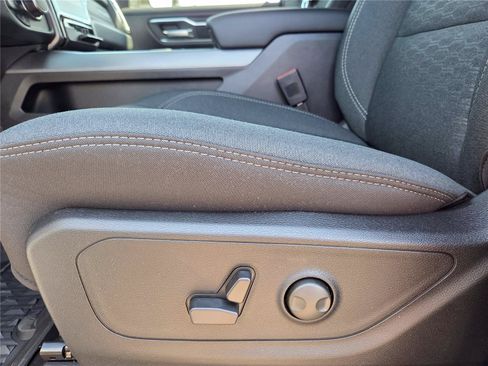New 2026 RAM 1500 Big Horn AWD/4WD image 16