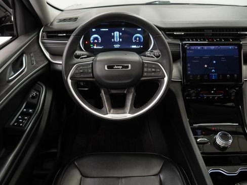 Certified 2023 Jeep Grand Cherokee Limited w/ Black Appearance Package image 22