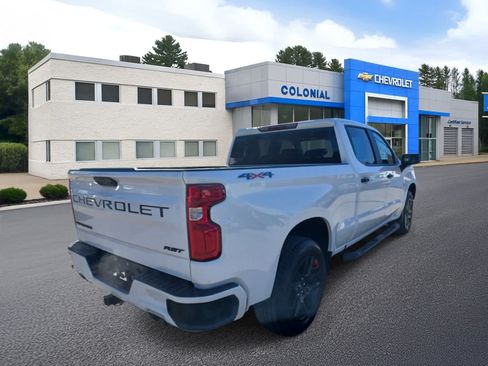 Used 2024 Chevrolet Silverado 1500 RST w/ Redline Edition AWD/4WD image 4