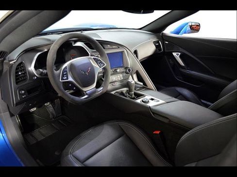 Used 2016 Chevrolet Corvette Stingray Coupe w/ Carbon Flash Badge Package RWD image 12