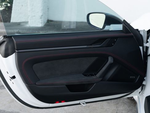 Used 2024 Porsche 911 GT3 image 26