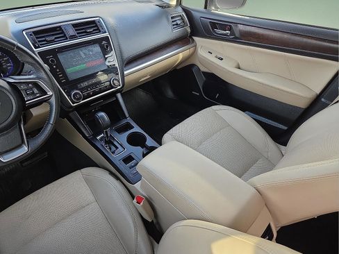 Used 2019 Subaru Outback 2.5i Limited image 12