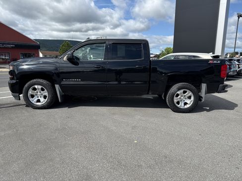 Used 2017 Chevrolet Silverado 1500 LT w/ All Star Edition AWD/4WD image 7