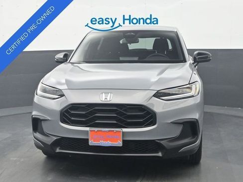 Certified 2025 Honda HR-V Sport image 3