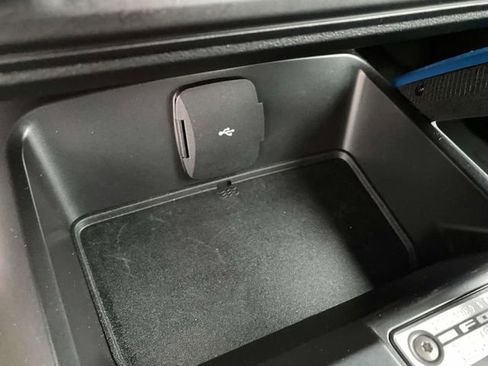 Certified 2024 Ford Bronco Black Diamond image 26