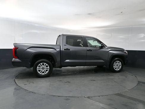 Used 2025 Toyota Tundra SR5 w/ SR5 Convenience Package AWD/4WD image 6