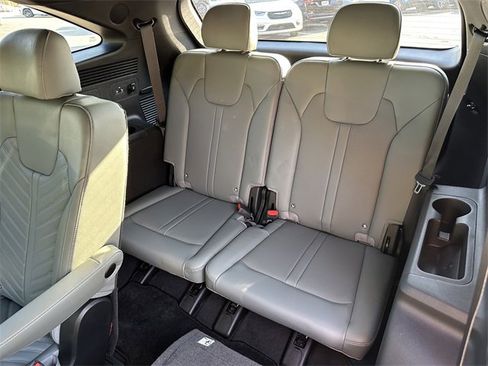 Used 2024 Kia Sorento SX Prestige w/ Sage Leather Package image 12