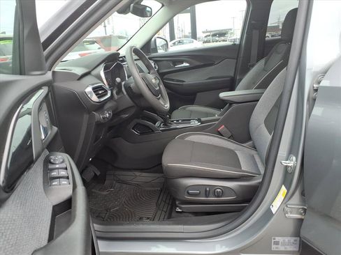 Used 2023 Chevrolet TrailBlazer LT image 13