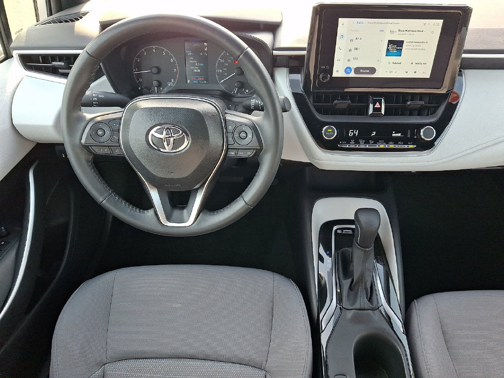 Used 2025 Toyota Corolla SE w/ Convenience Package FWD image 11