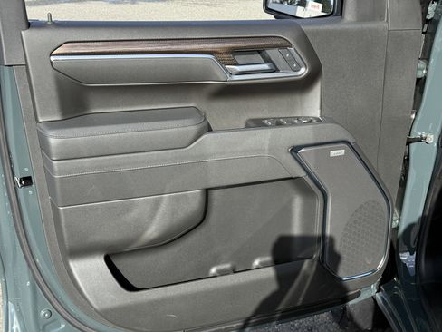 New 2026 Chevrolet Silverado 1500 LT Trail Boss w/ Safety Package image 9