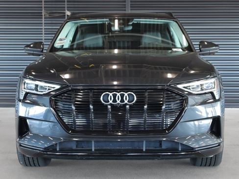 Used 2021 Audi e-tron Premium w/ Convenience Plus Package image 13