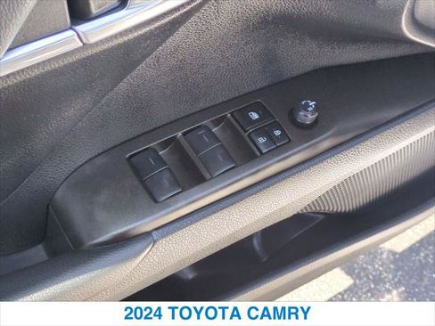 Used 2024 Toyota Camry SE w/ Convenience Package FWD image 13