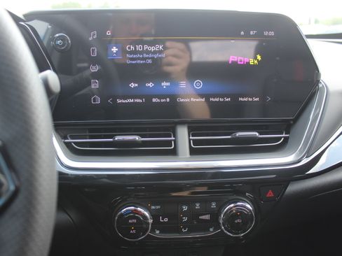 New 2026 Chevrolet Trax RS w/ Sunroof Package FWD image 13
