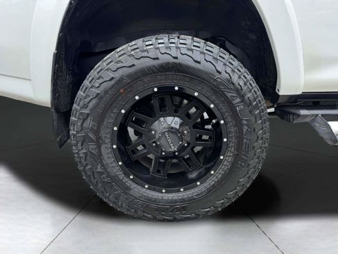 Used 2019 Toyota 4Runner TRD Off-Road AWD/4WD image 64