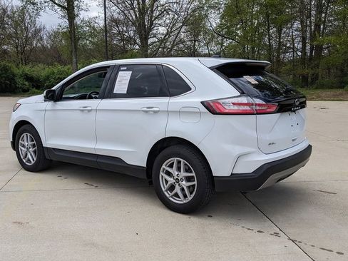 Used 2024 Ford Edge SEL w/ Convenience Package AWD/4WD image 5