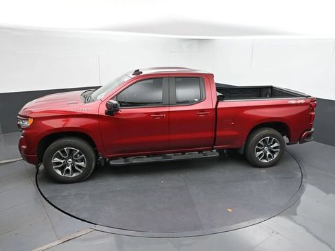 Used 2025 Chevrolet Silverado 1500 RST AWD/4WD image 42