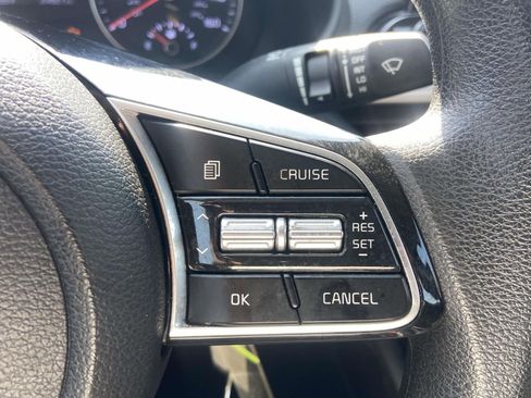 Used 2021 Kia Forte LXS FWD image 19