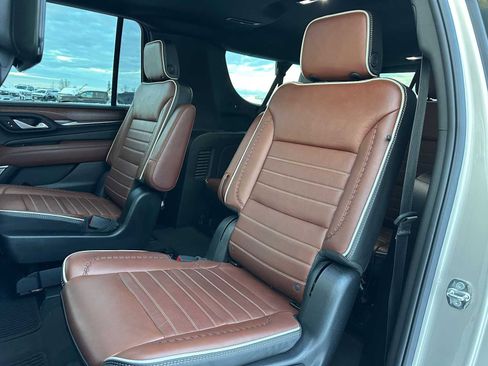 Used 2024 GMC Yukon XL Denali Ultimate image 19