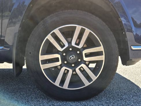 Used 2020 Toyota 4Runner Limited AWD/4WD image 10