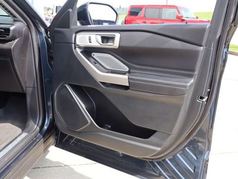 Certified 2024 Ford Explorer Limited w/ Limited Technology Package AWD/4WD image 40