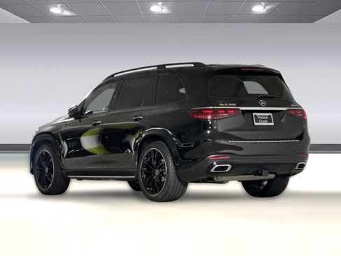New 2026 Mercedes-Benz GLS 450 4MATIC image 3