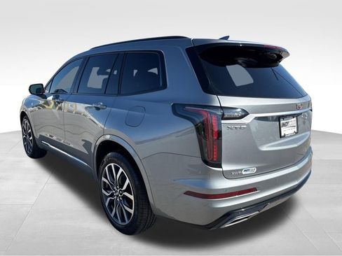 Used 2024 Cadillac XT6 Sport image 6