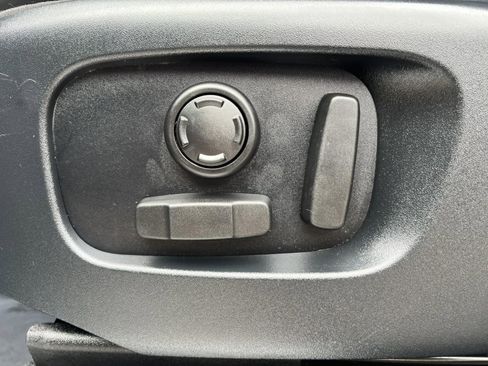 Used 2019 Land Rover Range Rover Sport HSE image 15