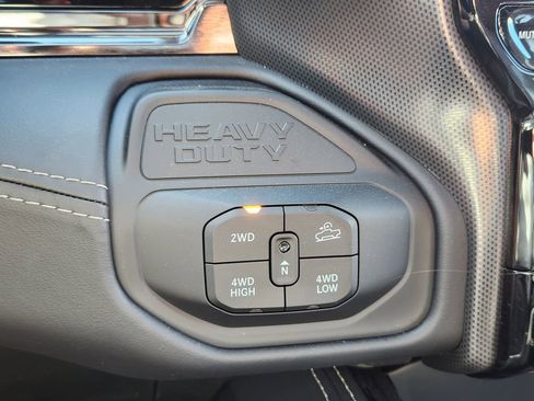 New 2026 RAM 2500 Limited image 31