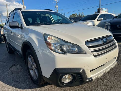 Used 2014 Subaru Outback 2.5i Limited image 4