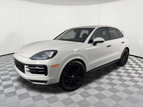 Certified 2026 Porsche Cayenne AWD/4WD image 1