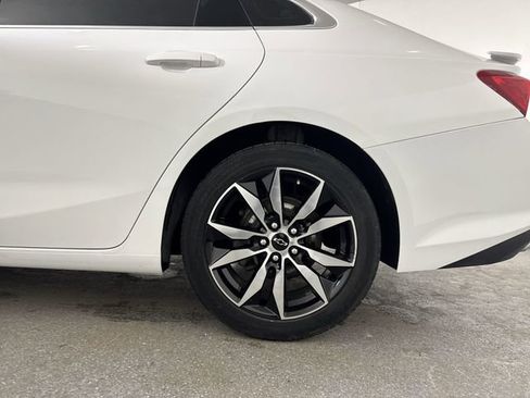 Used 2020 Chevrolet Malibu RS image 5