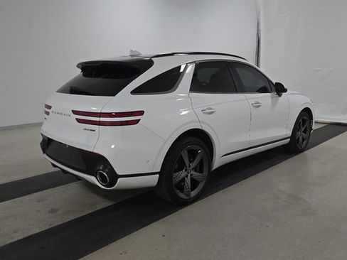 Used 2024 Genesis GV70 3.5T Sport w/ Sport Advanced Package AWD/4WD image 3