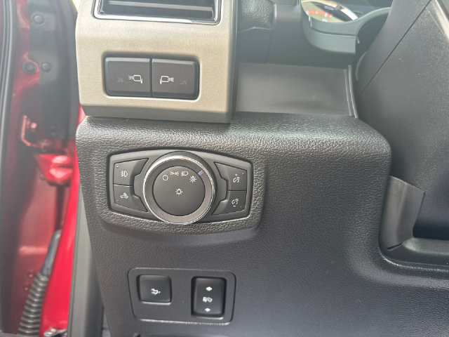 Certified 2018 Ford F350 Lariat w/ Lariat Ultimate Package AWD/4WD image 14