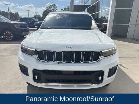 Used 2022 Jeep Grand Cherokee L Overland w/ Luxury Tech Group IV RWD image 3