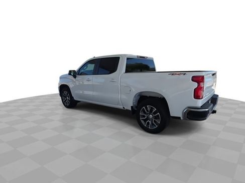 Used 2023 Chevrolet Silverado 1500 LT AWD/4WD image 6
