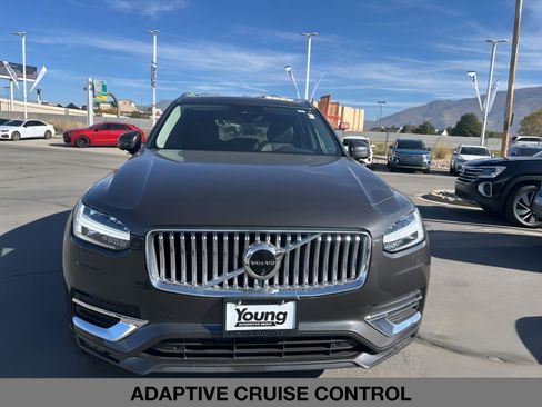 Used 2024 Volvo XC90 B5 Plus image 2