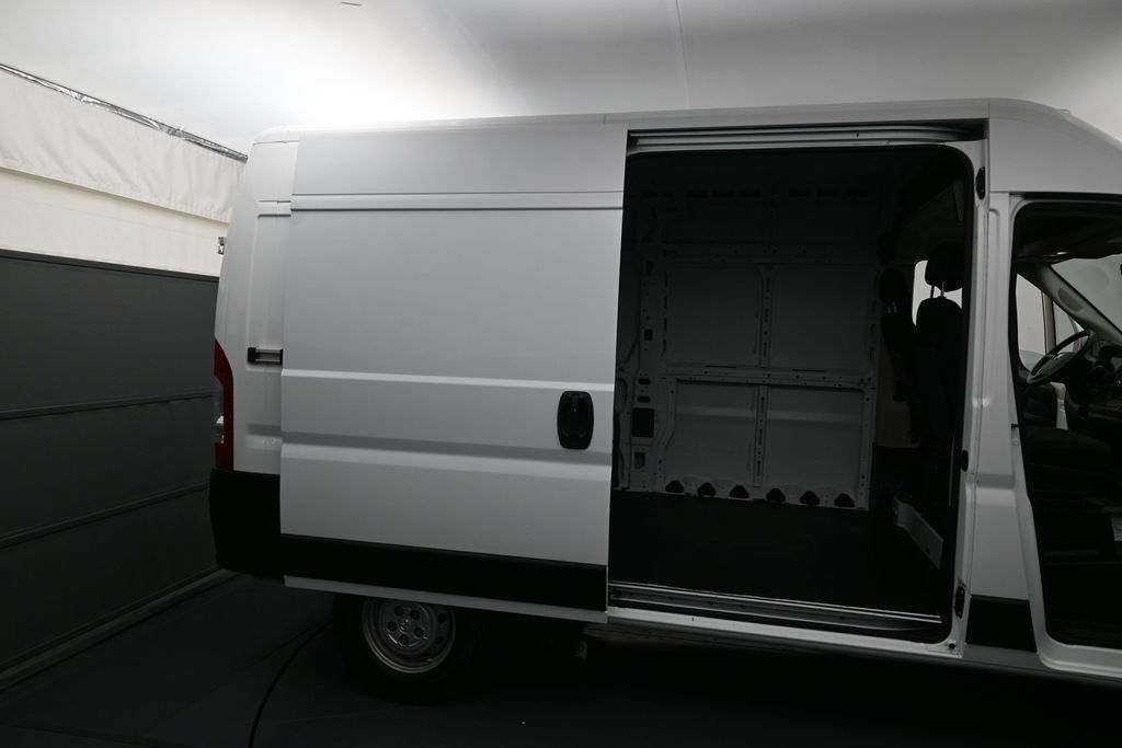 Used 2021 RAM ProMaster 1500 w/ Convenience Group FWD image 10