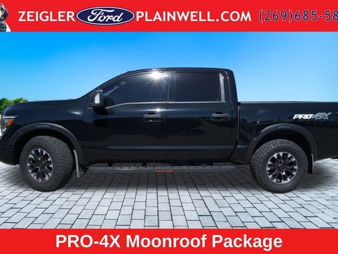 Used 2021 Nissan Titan PRO-4X w/ Pro-4x Convenience Package AWD/4WD image 2