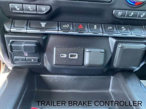 Used 2022 Chevrolet Silverado 2500 LTZ AWD/4WD image 19