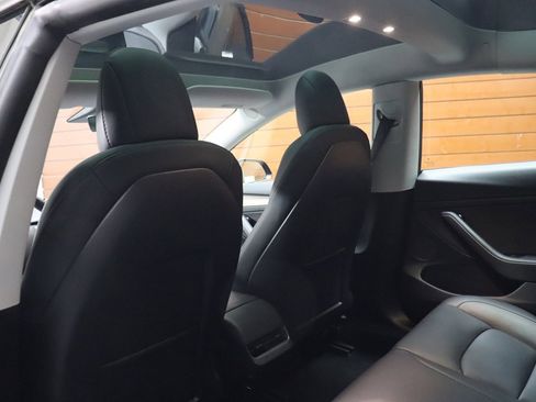 Used 2022 Tesla Model 3 Long Range image 38