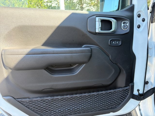 Used 2023 Jeep Wrangler Unlimited Sport AWD/4WD image 13