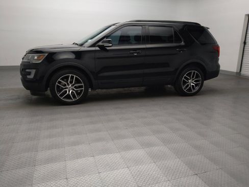 Used 2017 Ford Explorer Sport AWD/4WD image 2
