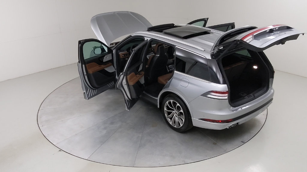 Used 2023 Lincoln Aviator Grand Touring w/ Equipment Group 301A AWD/4WD image 58